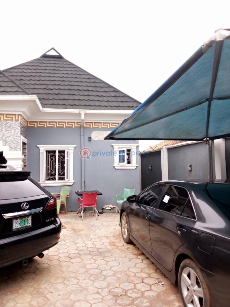 3 bedroom House For Sale Ayobo Ipaja Lagos - 3