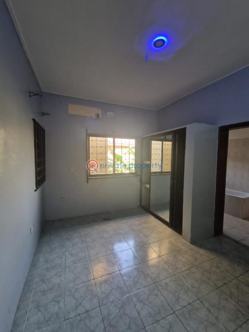 3 bedroom House For Rent Omole Phase 2 Ojodu Lagos - 3