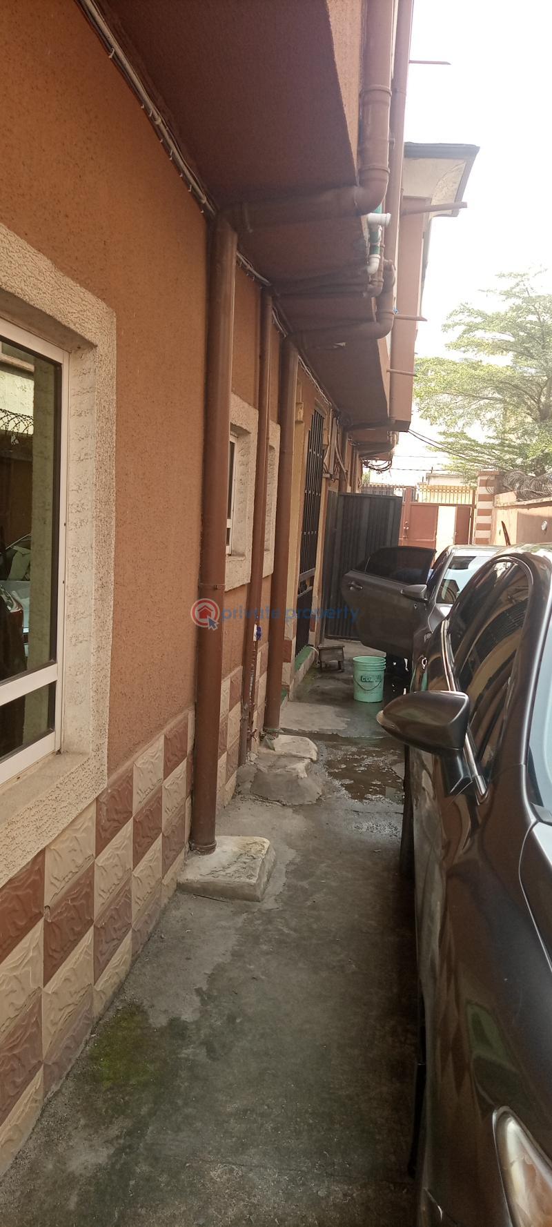 3 bedroom Flat & Apartment For Rent Ajao Estate Isolo Lagos Mainland Ajao Estate Isolo Lagos - 3