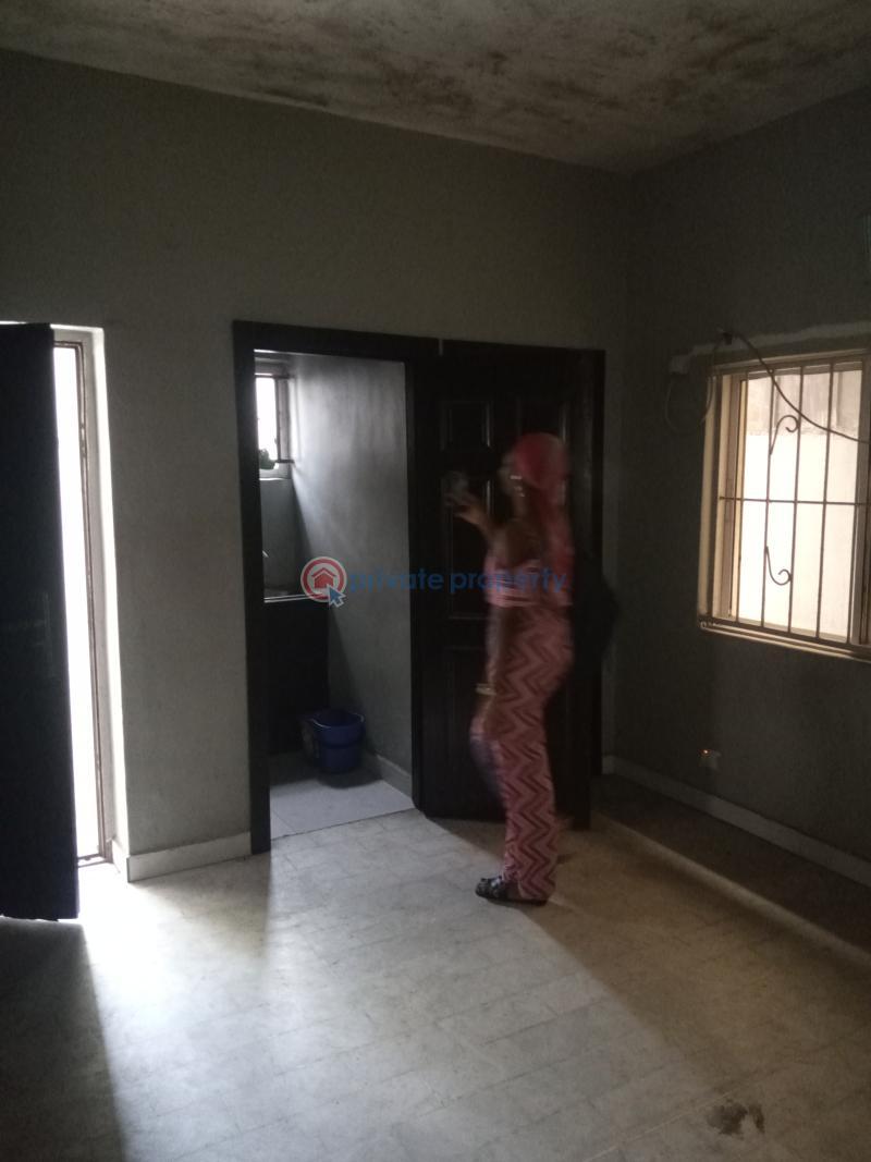 1 bedroom Self Contain For Rent Alaka Estate, Surlere Lagos Surulere Lagos - 8