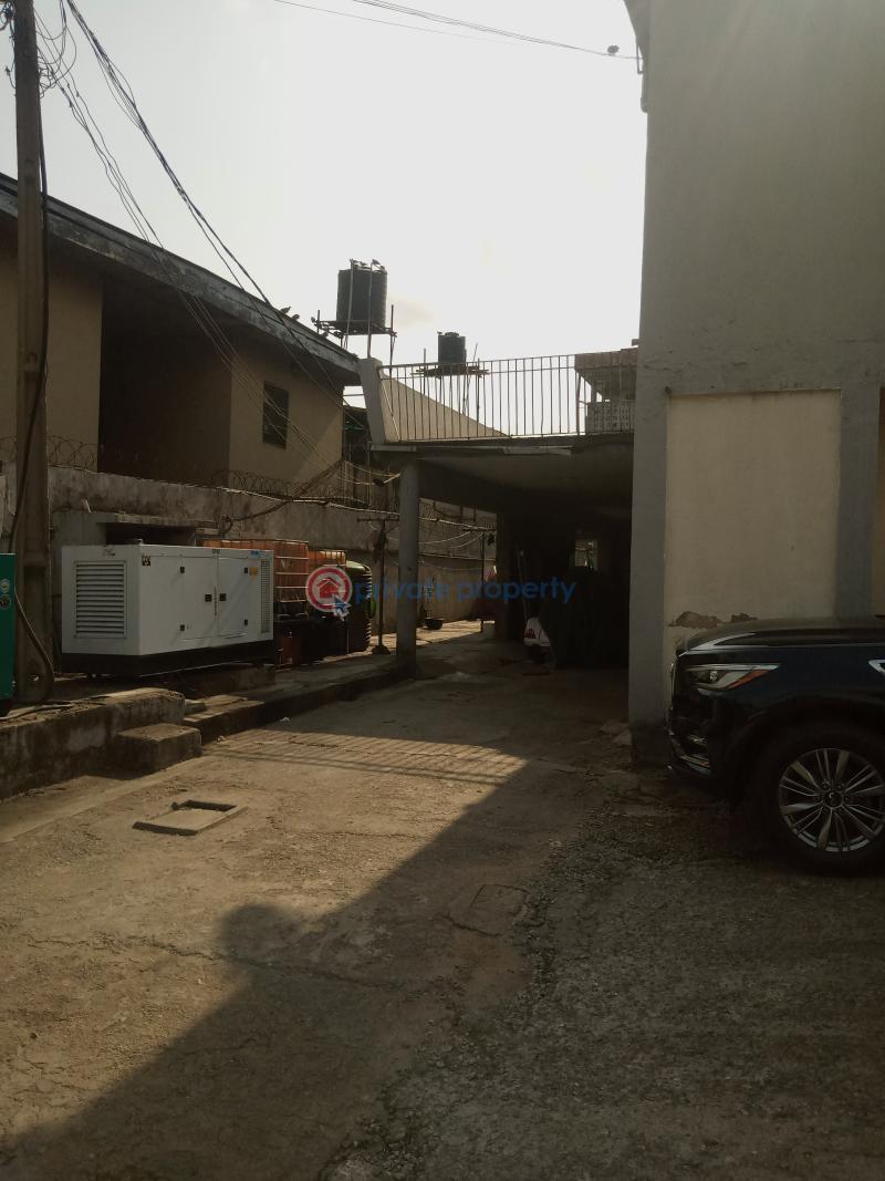 1 bedroom Self Contain For Rent Alaka Estate, Surlere Lagos Surulere Lagos - 12