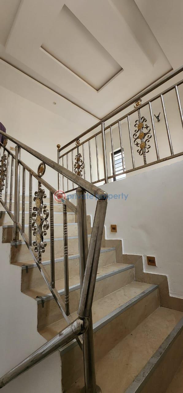 4 bedroom House For Sale Omole Phase 2 Ojodu Lagos - 5