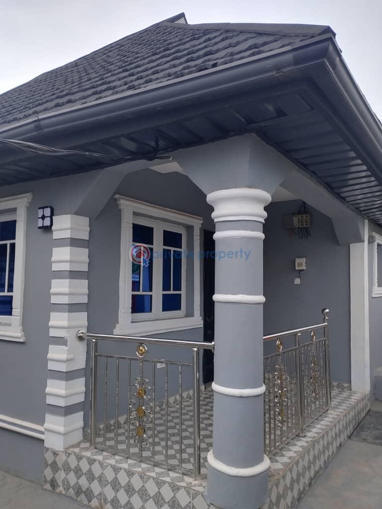 2 bedroom Flat & Apartment For Rent Ojo Ekun Estate Ibadan Oyo - 1