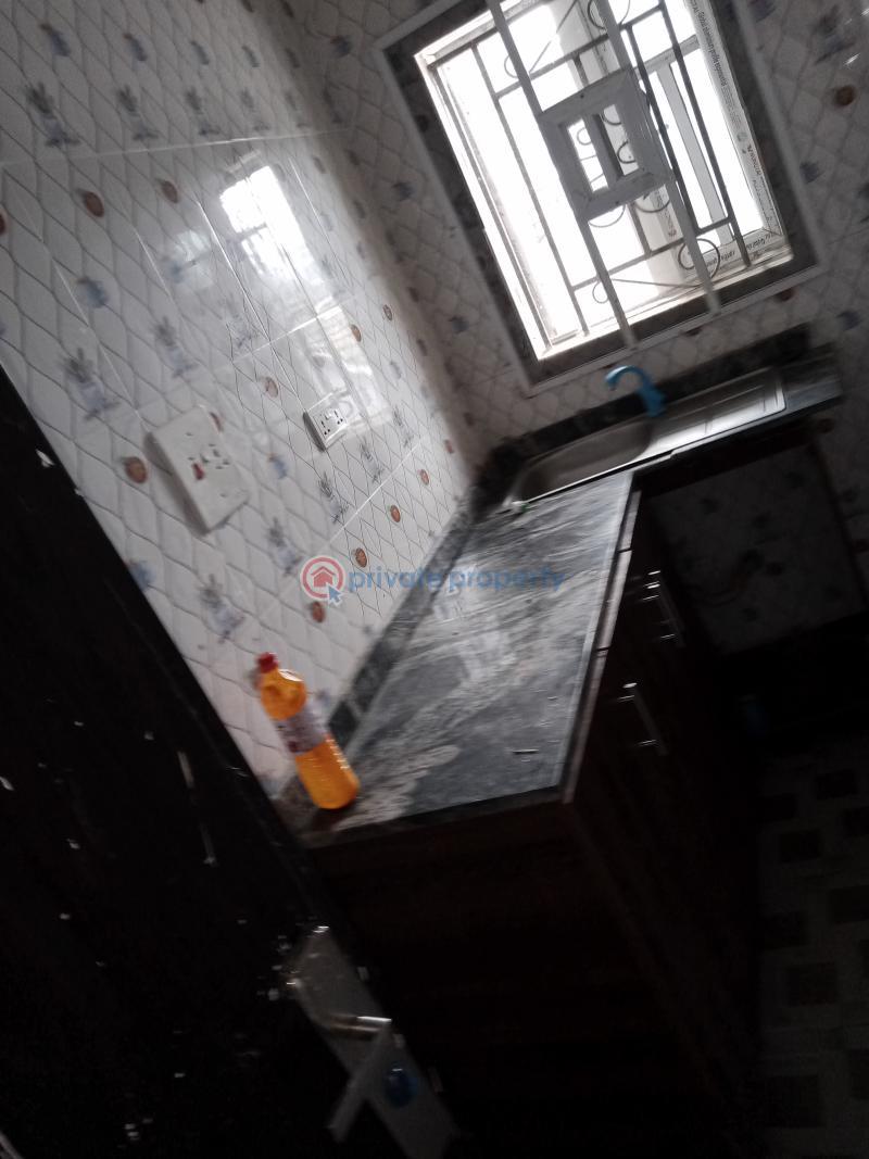 1 bedroom Self Contain For Rent Elebu Estate Ibadan Oyo - 8