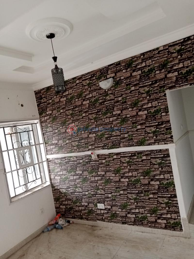 1 bedroom Self Contain For Rent Elebu Estate Ibadan Oyo - 2