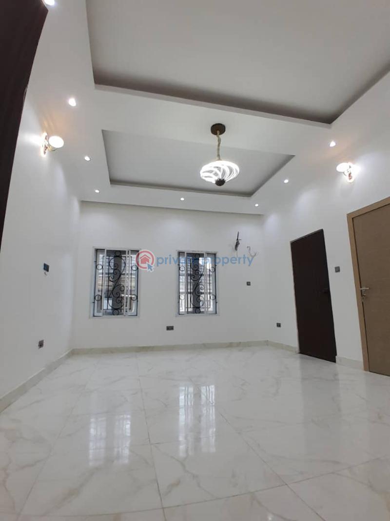 2 bedroom House For Rent No 19, Aerodrome G R A Samonda Ibadan Ibadan Oyo - 1