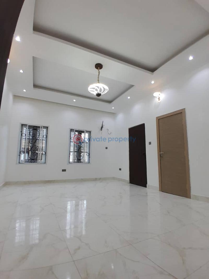 2 bedroom House For Rent No 19, Aerodrome G R A Samonda Ibadan Ibadan Oyo - 3