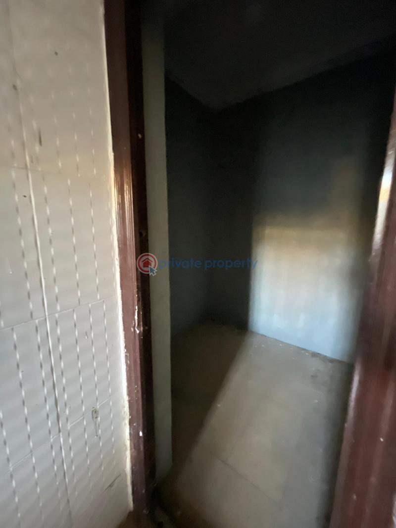 1 bedroom Flat & Apartment For Rent Ogombo Ajah Lagos - 16