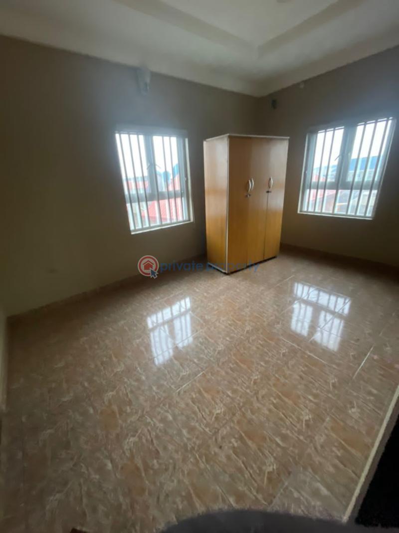 3 bedroom Flat & Apartment For Rent Sabo Yaba Lagos - 1