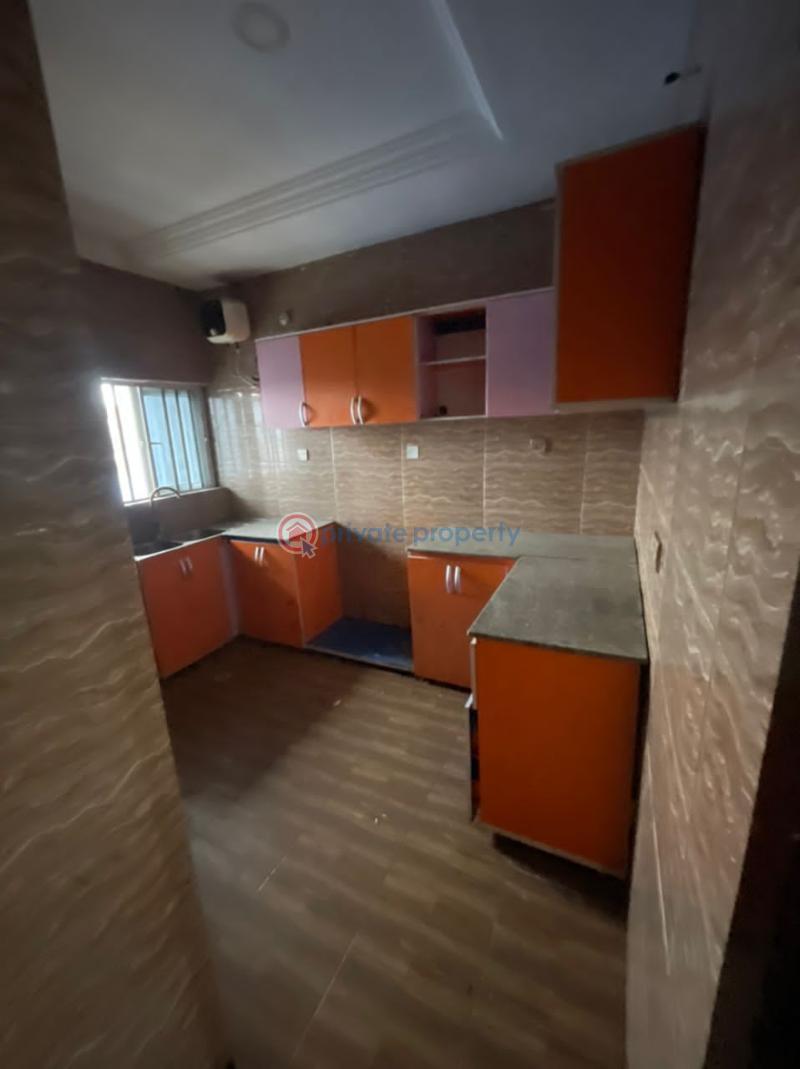 3 bedroom Flat & Apartment For Rent Sabo Yaba Lagos - 4