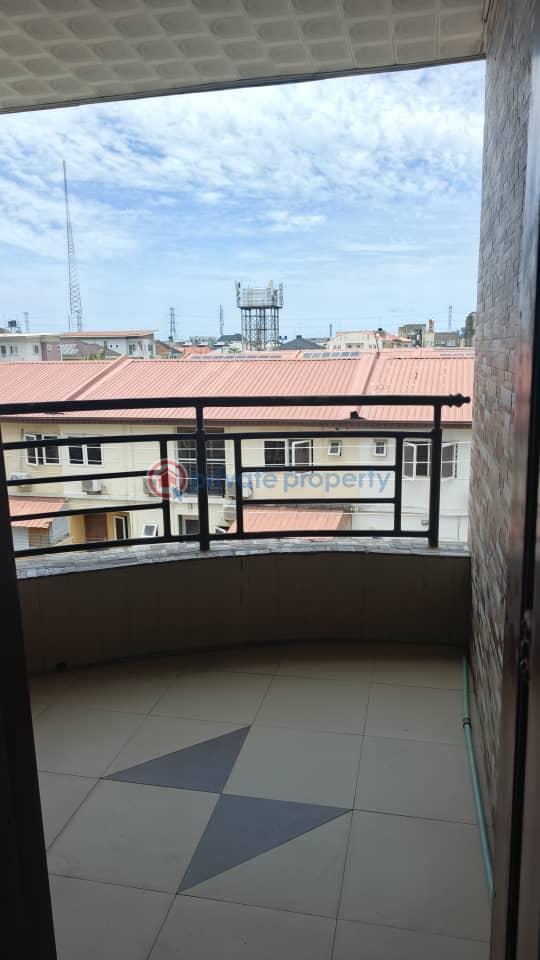 4 bedroom Terraced Duplex For Rent Platinum Rows Estate Off Platinum Way Jalande First Gate Jakande Lekki Lagos - 4