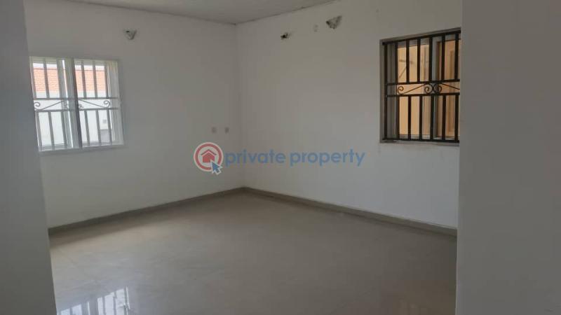 4 bedroom Terraced Duplex For Rent Platinum Rows Estate Off Platinum Way Jalande First Gate Jakande Lekki Lagos - 10