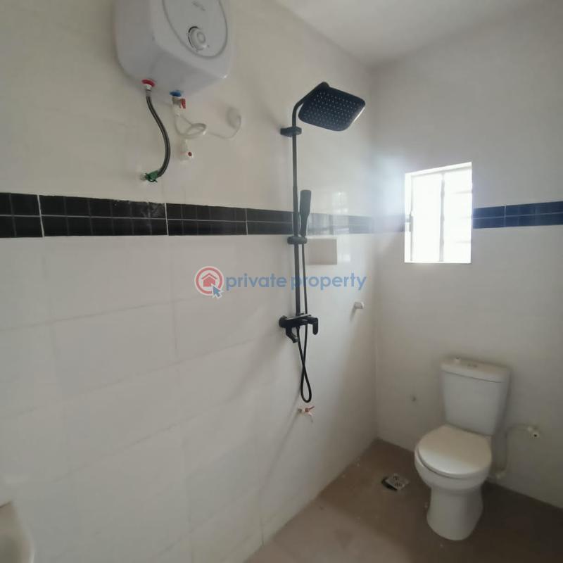 Flat & Apartment For Rent Alagomeji Yaba Lagos - 5