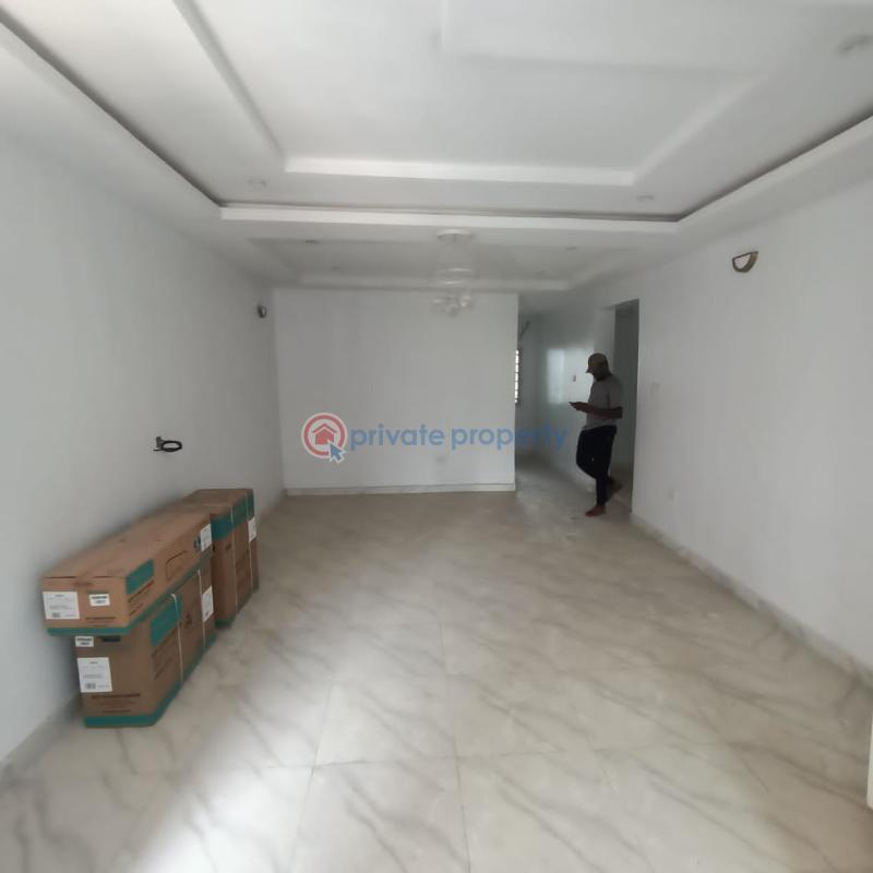 Flat & Apartment For Rent Alagomeji Yaba Lagos - 3