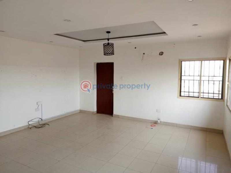 4 bedroom Flat & Apartment For Rent Medina Gbagada Lagos - 2