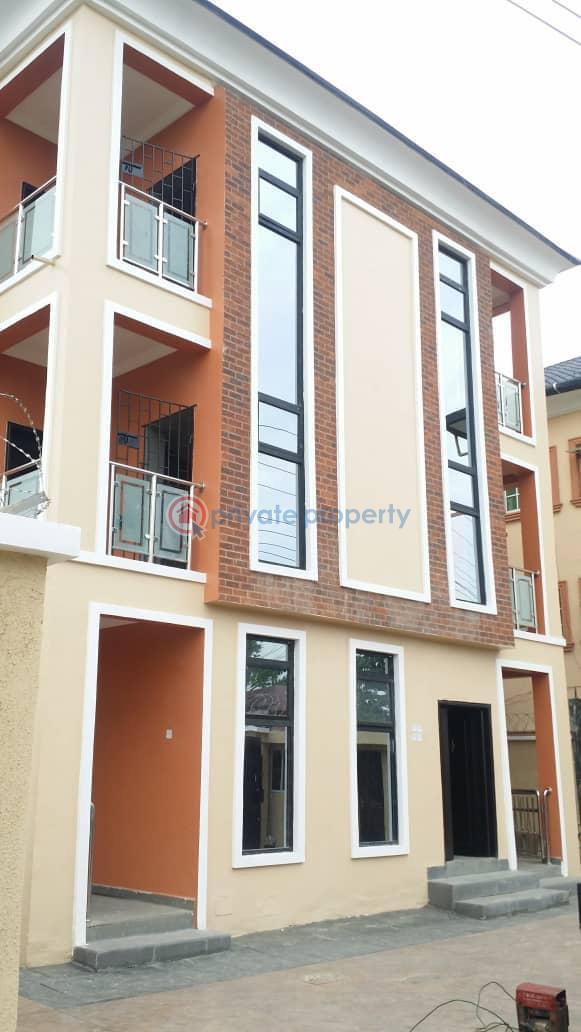 2 bedroom House For Sale Akoka Yaba Lagos - 1