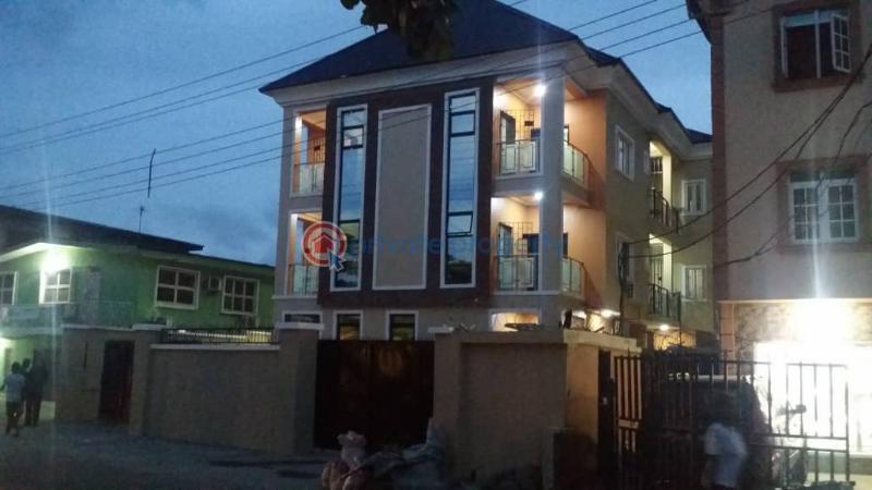 2 bedroom House For Sale Akoka Yaba Lagos - 2