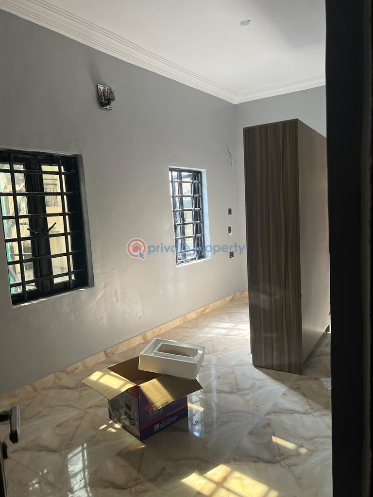 3 bedroom Flat & Apartment For Rent Ago Palace Isolo Lagos - 1