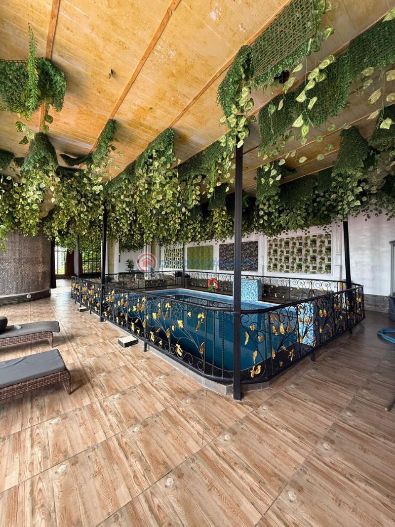 9 bedroom House For Sale Forest Hill Estate, Jericho Gra Ibadan Oyo - 2