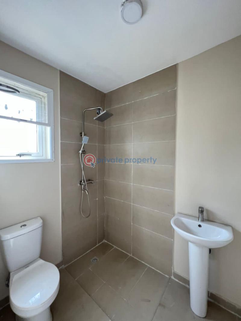 4 bedroom House For Sale Gardens Ilupeju Lagos - 8