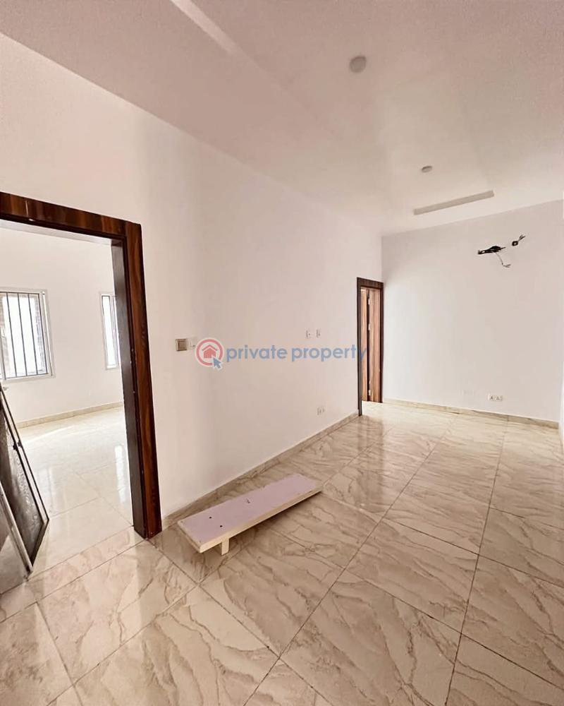 4 bedroom Terraced Duplex For Rent Along Lekki Expressway Lagos - 13