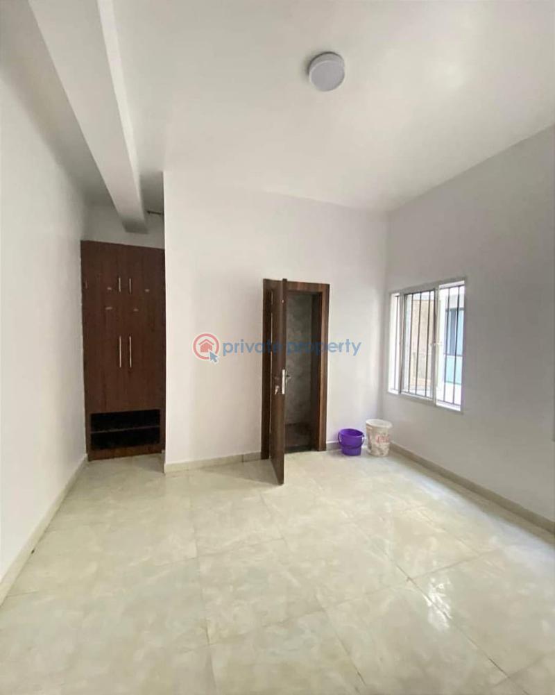 4 bedroom Terraced Duplex For Rent Along Lekki Expressway Lagos - 3