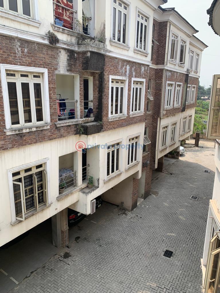 4 bedroom Flat & Apartment For Rent Yaba Lagos - 18