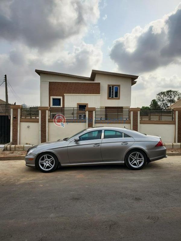 5 bedroom Detached Duplex For Sale Alalubosa Gra Residence Alalubosa Ibadan Oyo - 0