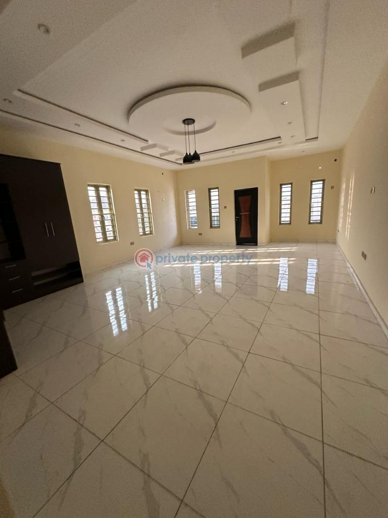 5 bedroom Semi detached Duplex For Sale Mende Maryland Lagos - 0