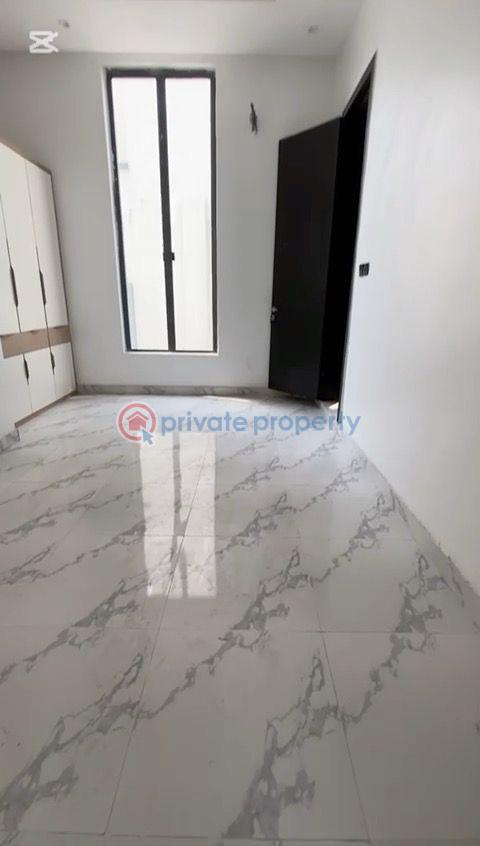 5 bedroom Detached Duplex For Sale Pinnock Beach Ologolo Lekki Lagos - 1