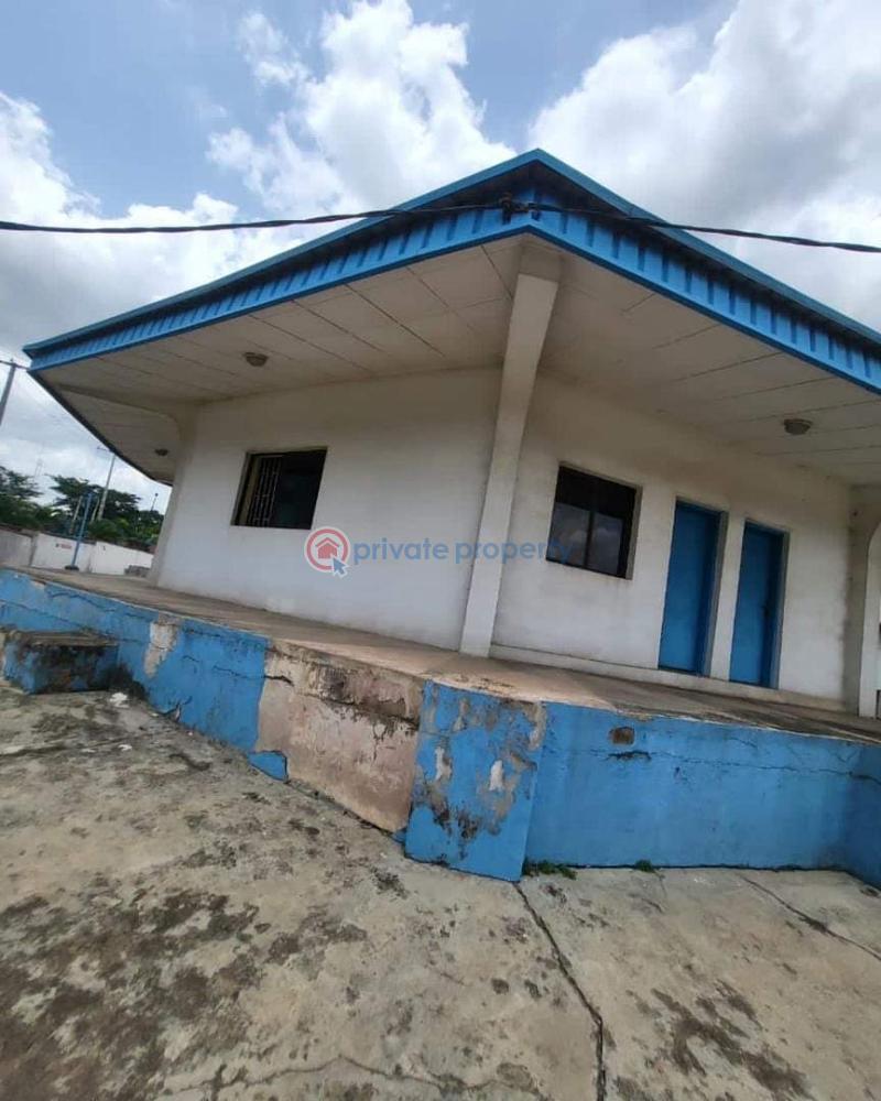 Filling Station For Sale Off Yinka Ayefele Radio House, Orita Challenge Expressway, Ibadan. Challenge Ibadan Oyo - 0