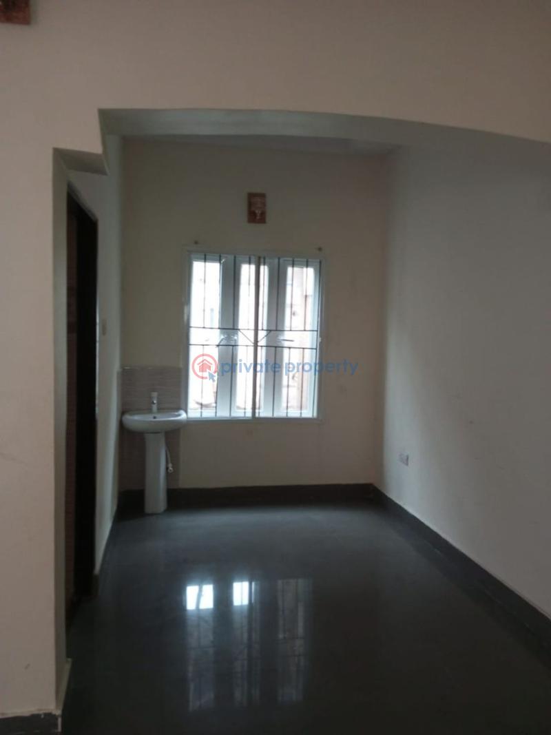 3 bedroom House For Rent Agege Lagos - 2