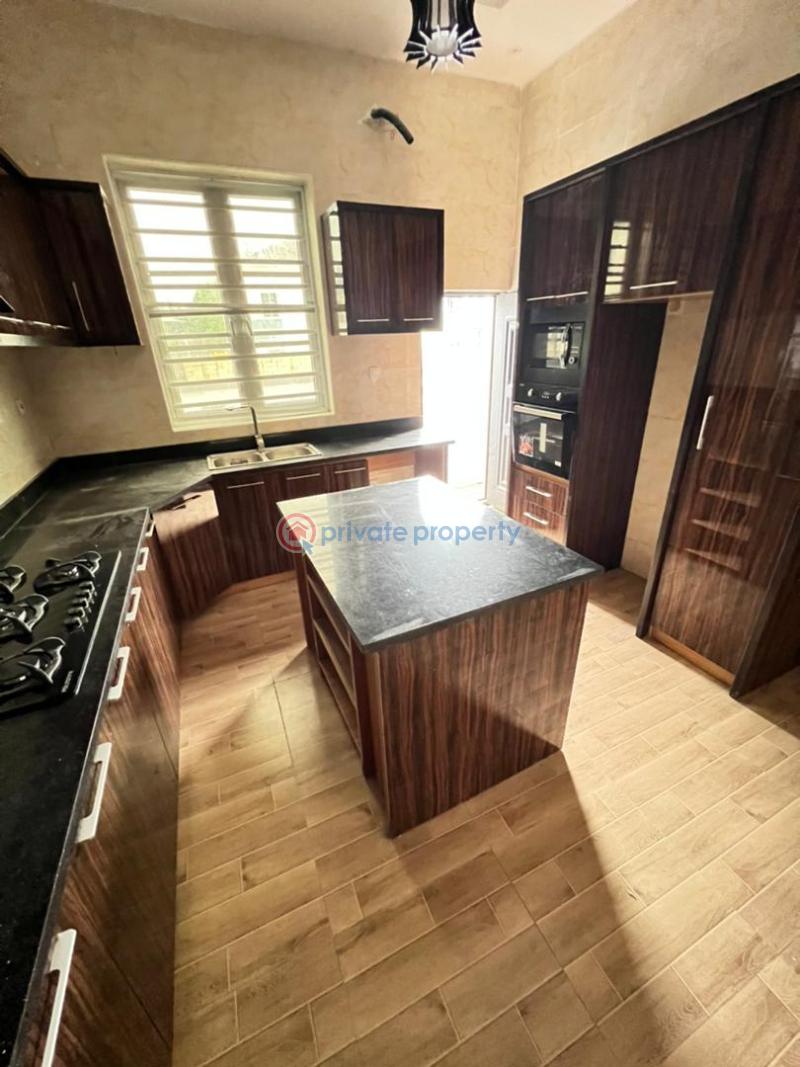 House For Sale Ologolo Lekki Lagos - 8