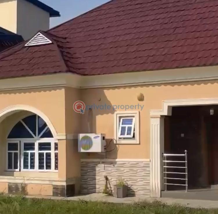 4 bedroom Detached Bungalow For Sale Ibeshe Ikorodu Lagos - 12