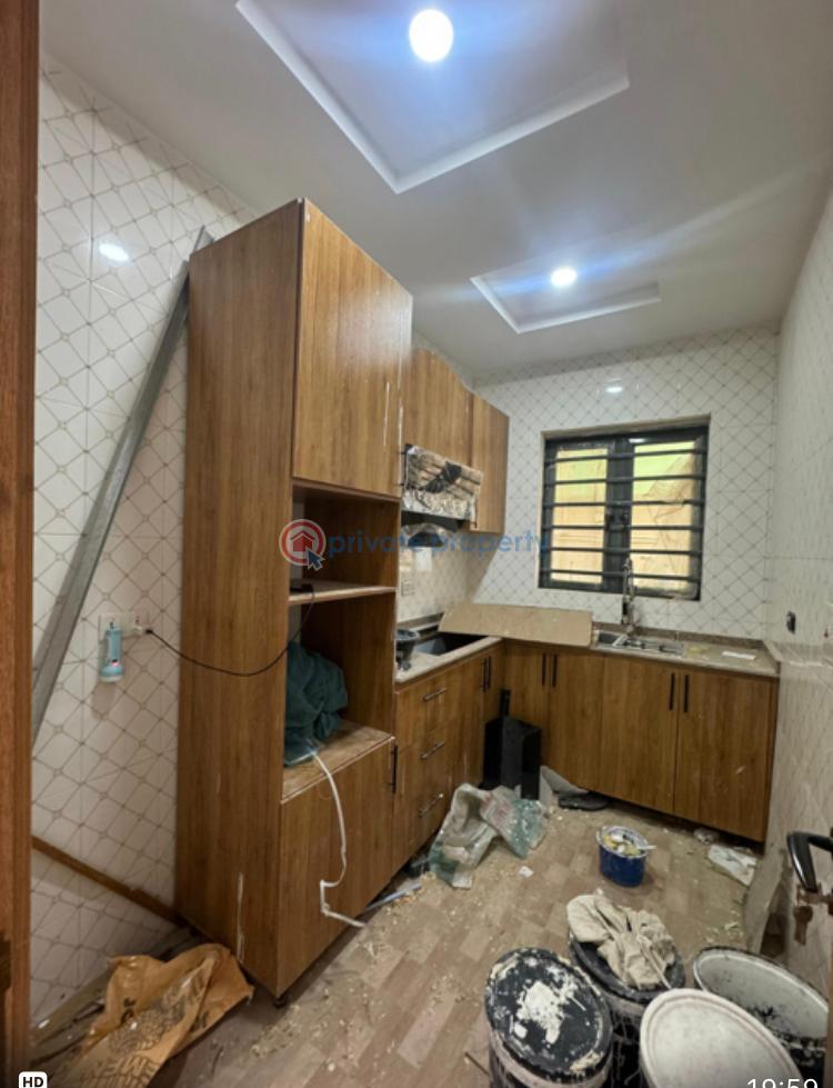 2 bedroom House For Sale Ogba GRA Lagos - 7