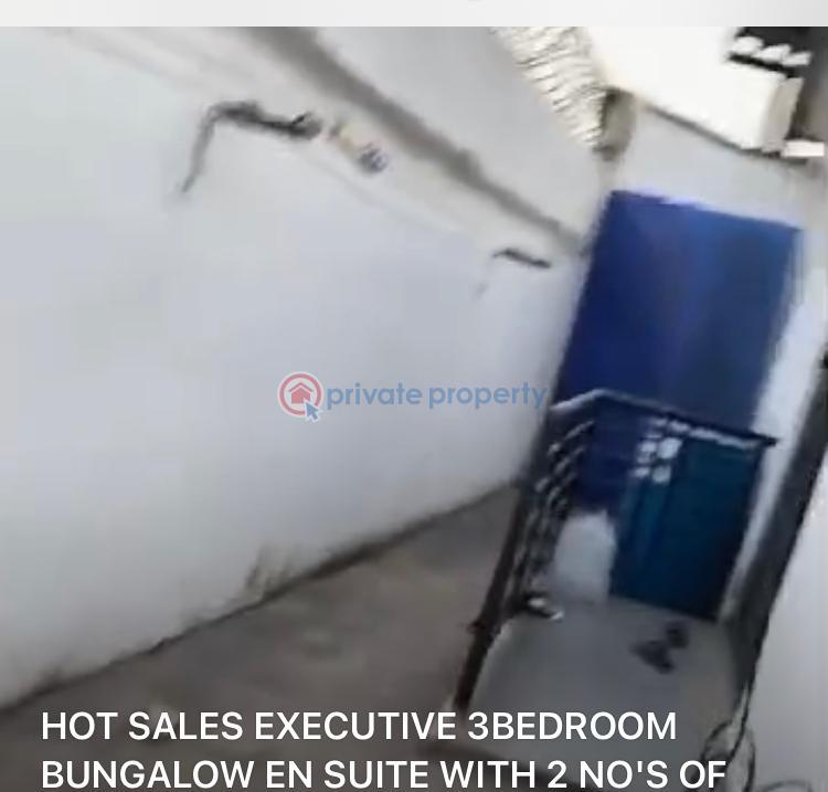 3 bedroom Detached Bungalow For Sale Ogudu Orioke Ojota Lagos - 7
