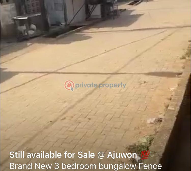 3 bedroom Detached Bungalow For Sale Alagbole Ajuwon Ojodu Yakoyo/Alagbole Ojodu Lagos - 5
