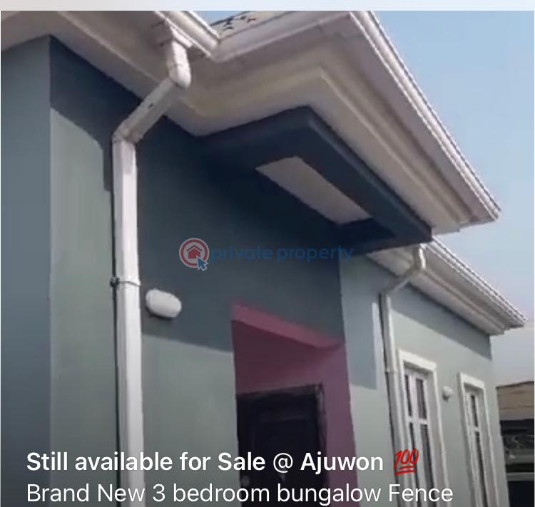 3 bedroom Detached Bungalow For Sale Alagbole Ajuwon Ojodu Yakoyo/Alagbole Ojodu Lagos - 0