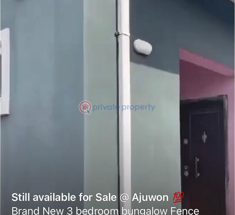 3 bedroom Detached Bungalow For Sale Alagbole Ajuwon Ojodu Yakoyo/Alagbole Ojodu Lagos - 4