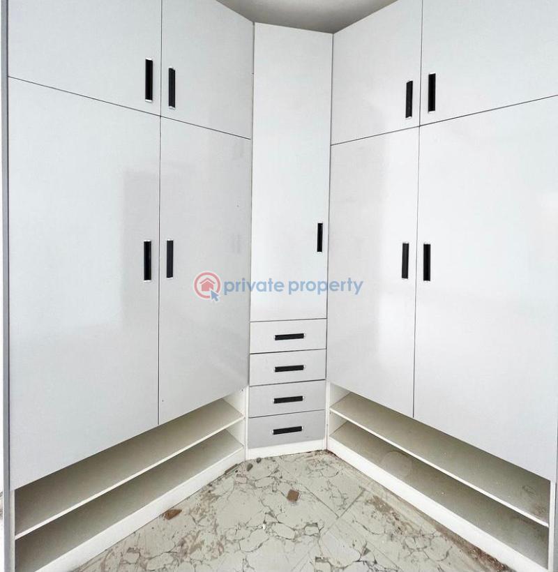 3 bedroom Flat & Apartment For Sale Lekki Phase 1 Lagos - 3