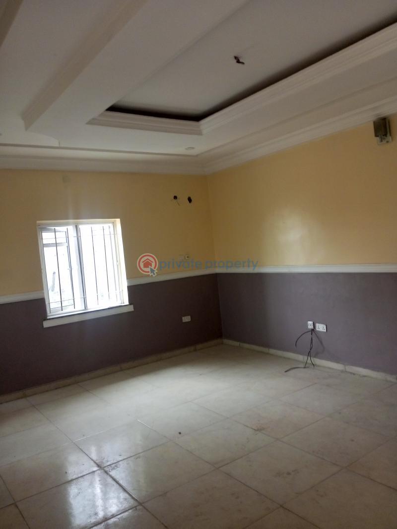 3 bedroom House For Rent Von Garden Estate Road Lugbe Abuja Phase 4  - 5