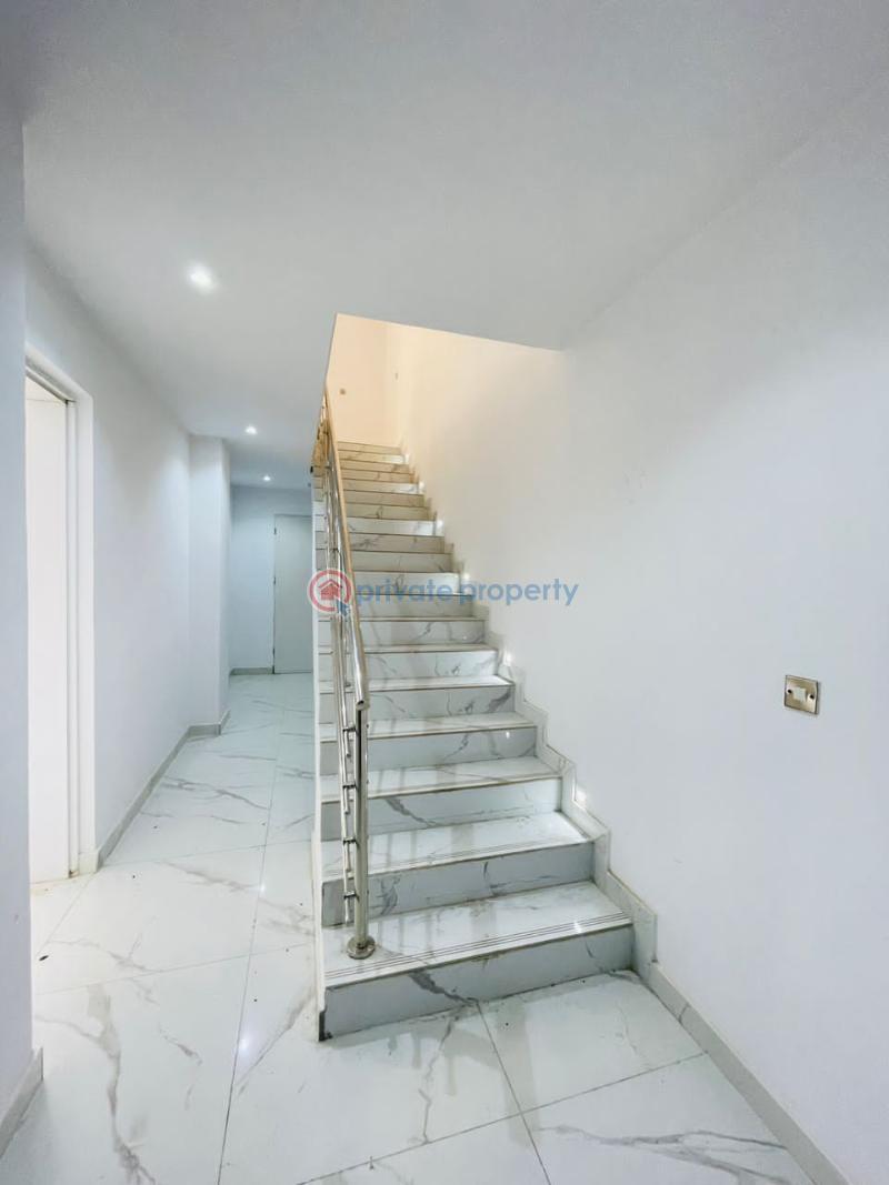 5 bedroom House For Sale Banana Island Ikoyi Lagos - 3