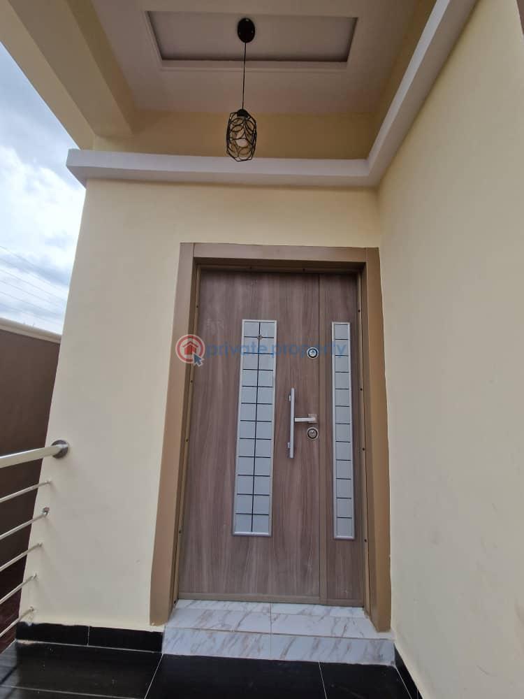 5 bedroom House For Sale Omole Phase 2 Ojodu Lagos - 12