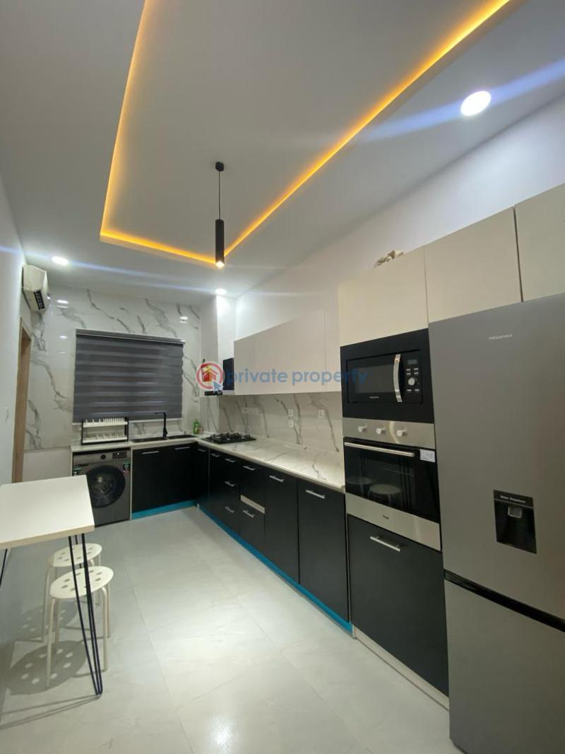 2 bedroom House For Rent Lekki Phase 1 Lagos - 5