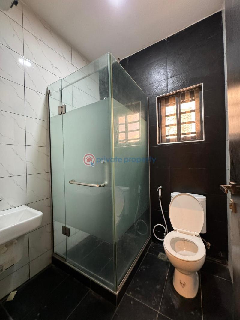 3 bedroom Semi detached Duplex For Sale Carlton Gate Estate Akobo Ibadan Oyo - 20