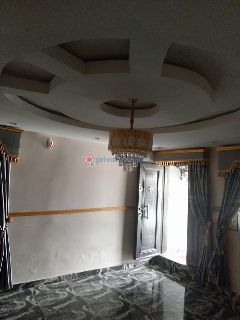 4 bedroom Flat & Apartment For Rent Afuye ,offin Road Igbogbo Ikorodu Lagos - 5