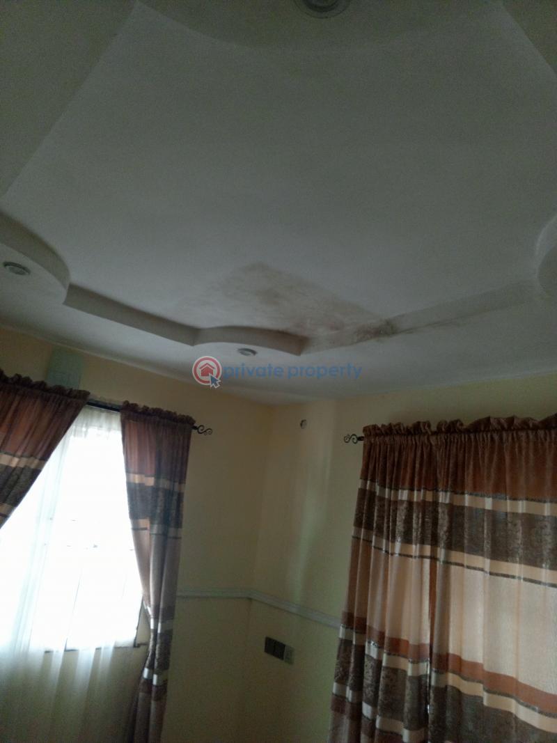 4 bedroom Flat & Apartment For Rent Afuye ,offin Road Igbogbo Ikorodu Lagos - 7