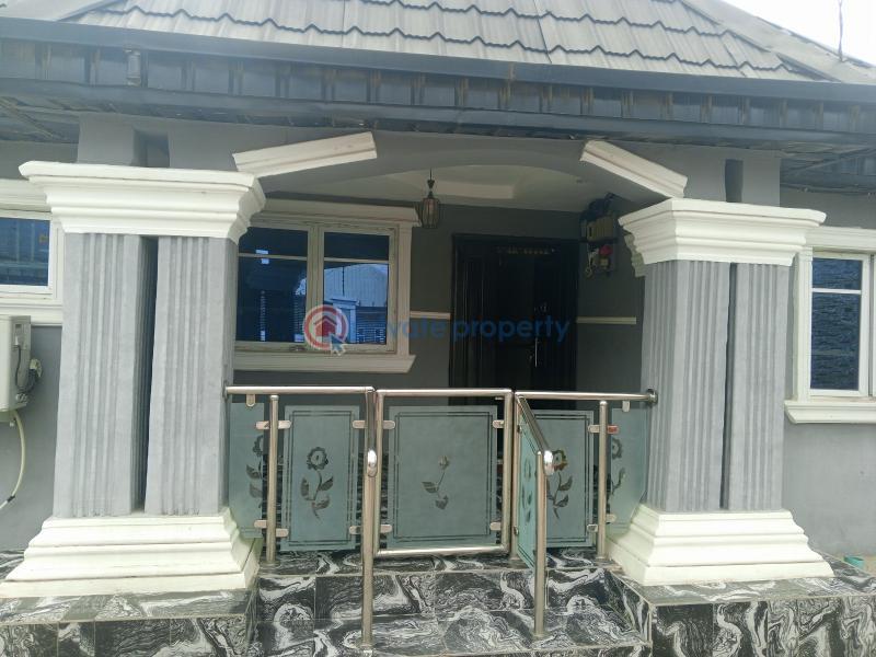 4 bedroom Flat & Apartment For Rent Afuye ,offin Road Igbogbo Ikorodu Lagos - 12