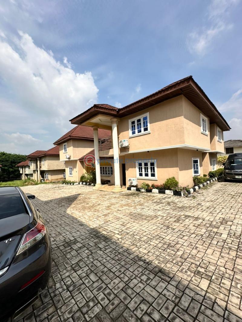 Self Contain For Rent Onireke Gra, Jericho, Ibadan Ibadan Oyo - 0
