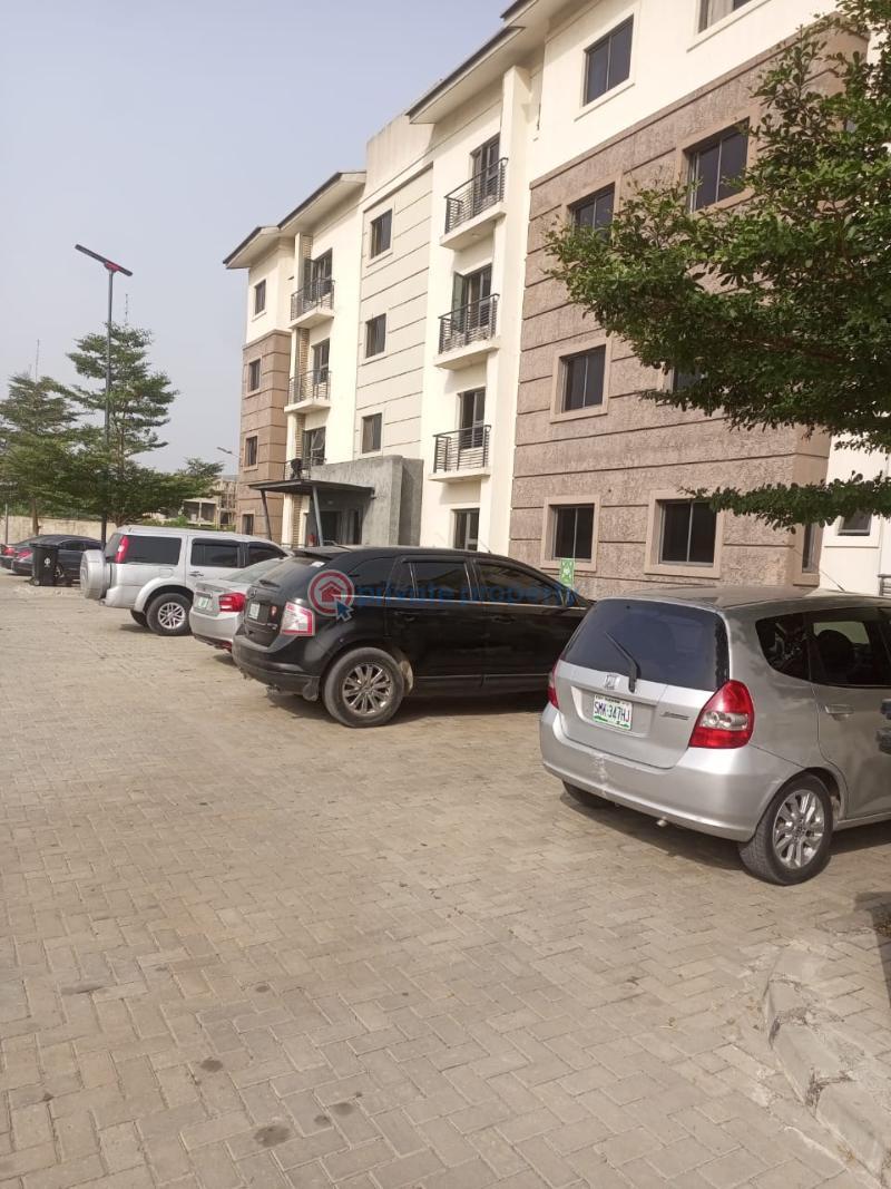 Fully serviced 2bedroom apartment - 3 2 bedroom House For Rent Fara Park Estate Phase 2 Sangotedo Ajah Lagos - 3